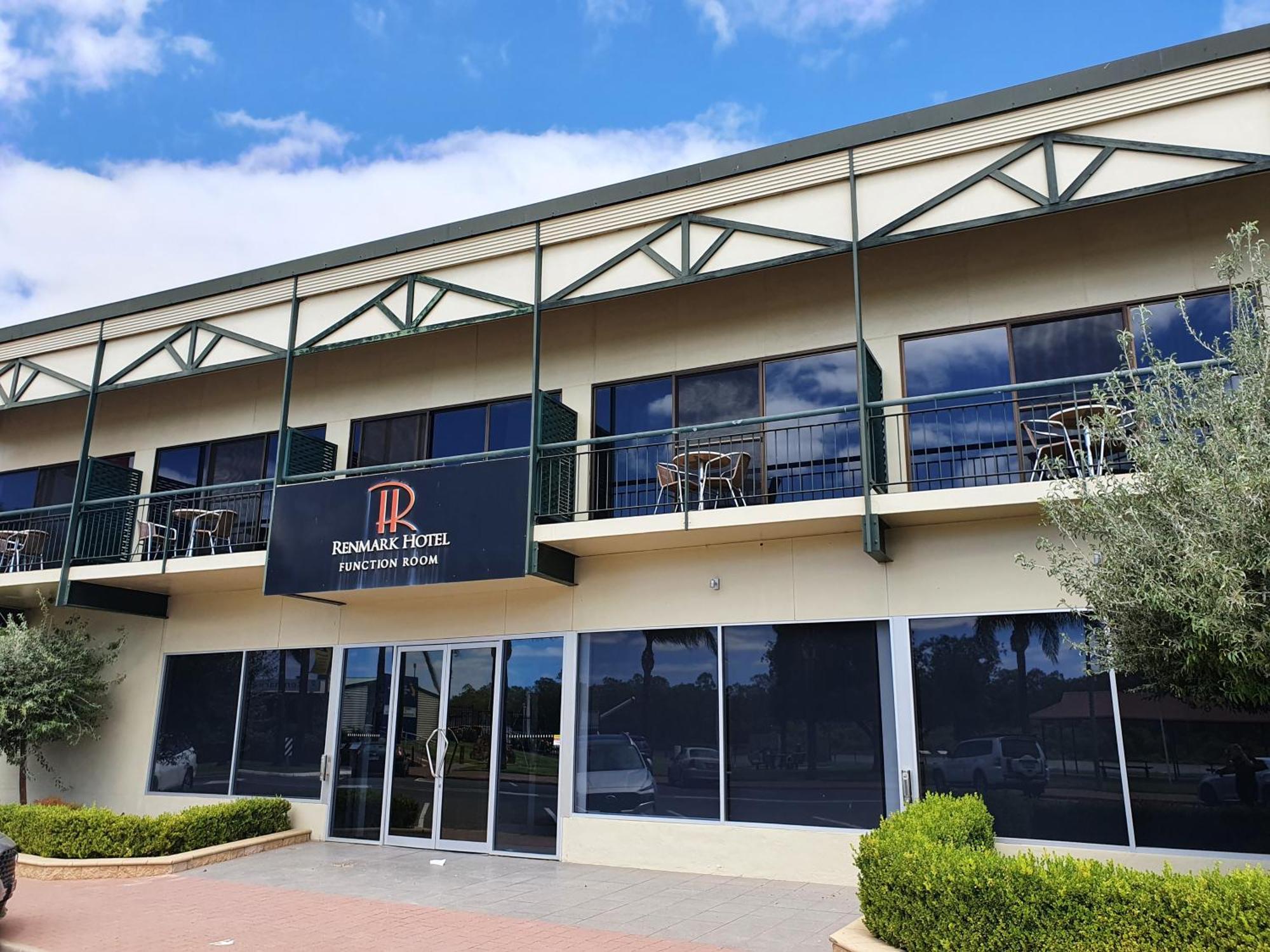 Hotel Renmark Exterior photo